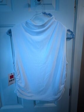 Sleeveless Mock Neck Tank Top in White